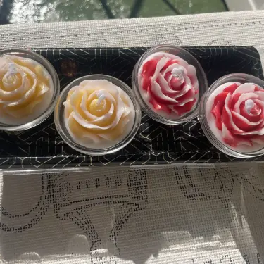 Pareja de rosas con base de cristal — imagen 3
